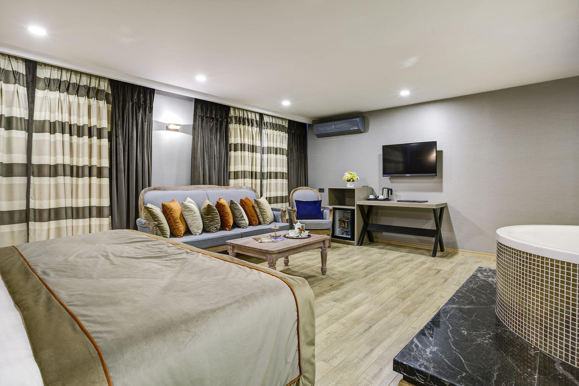 Nobel Hotel Mersin  Exterior photo